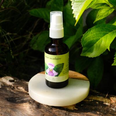 Spray oculaire